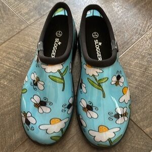 Ladies Bumblebee Sloggers Size 8-NEW!